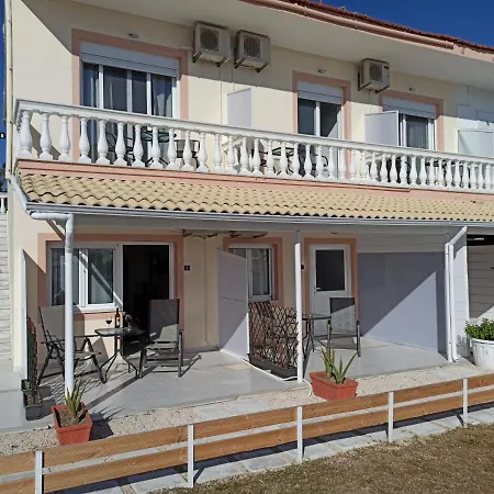 Thalassa * Marathias